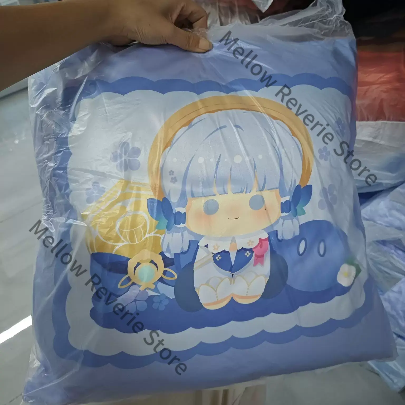 Genshin Impact Furina Scaramou - Throw Pillow incelemesi ve fiyatı