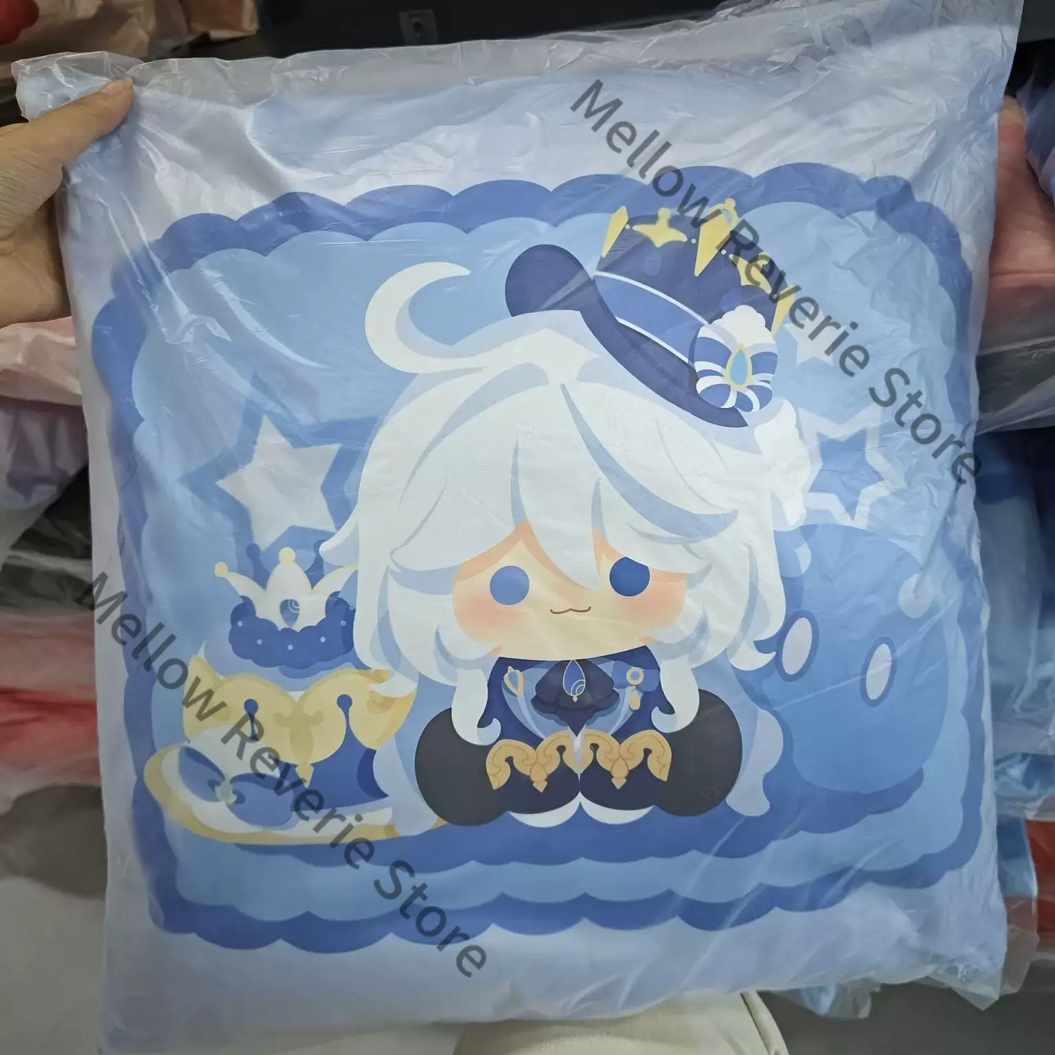 Genshin Impact Furina Scaramou - Throw Pillow incelemesi ve fiyatı